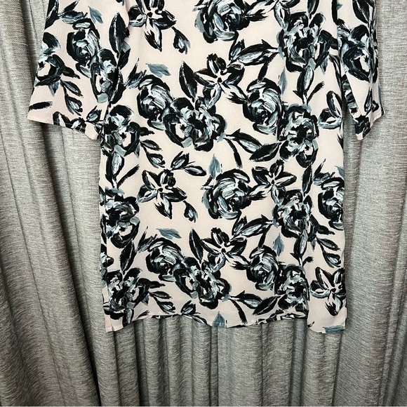 C & E Pink Floral Cropped Sleeve Shift Dress Size Small - Picture 8 of 13